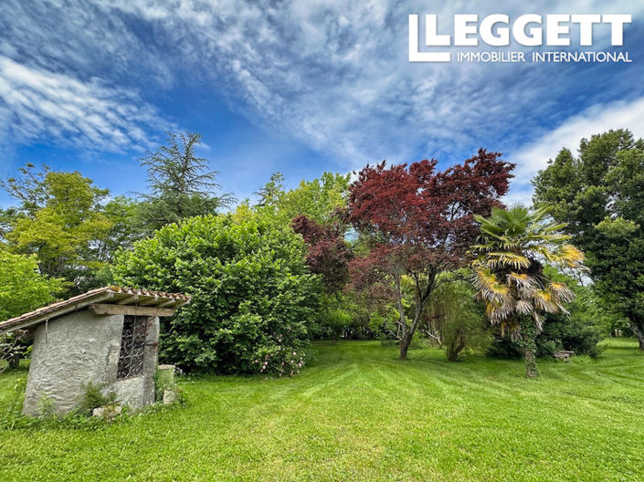 Image No.10-5 Bed House for sale