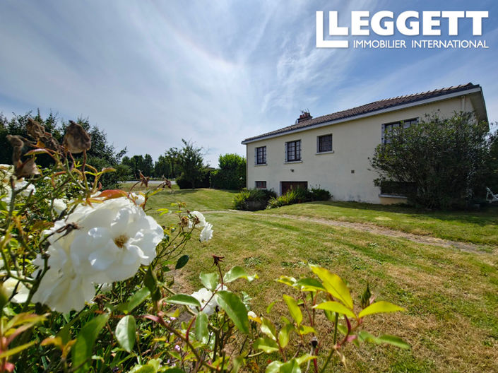 Image No.10-3 Bed House for sale