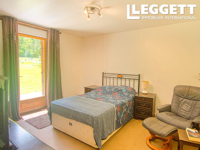 Image No.5-7 Bed House for sale