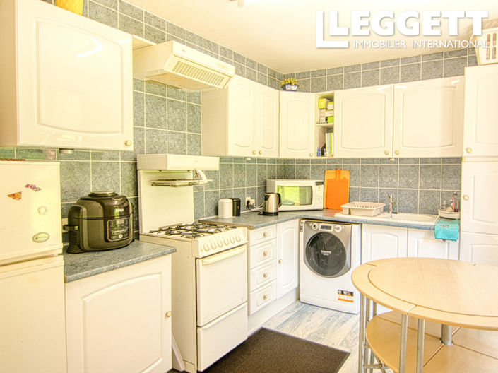 Image No.7-7 Bed House for sale