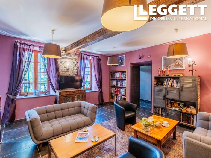 Image No.5-20 Bed Commercial for sale