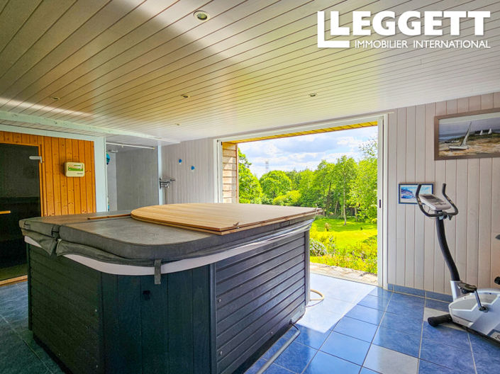 Image No.10-5 Bed House for sale