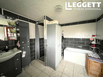 ahr0chm6ly9jzg4uagvzdglhlmltbw8vaw1hz2uvvevom