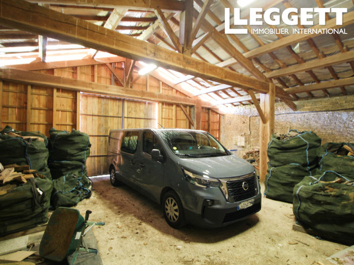 Image No.10-5 Bed House for sale