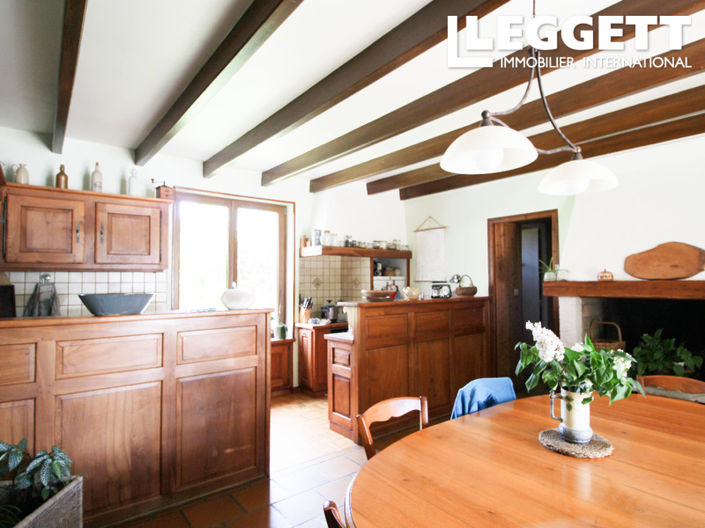 Image No.5-5 Bed House for sale