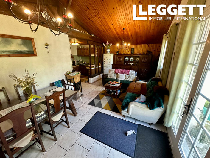 Image No.2-2 Bed House for sale