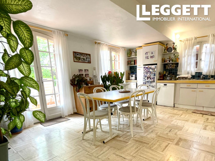 Image No.5-4 Bed House for sale