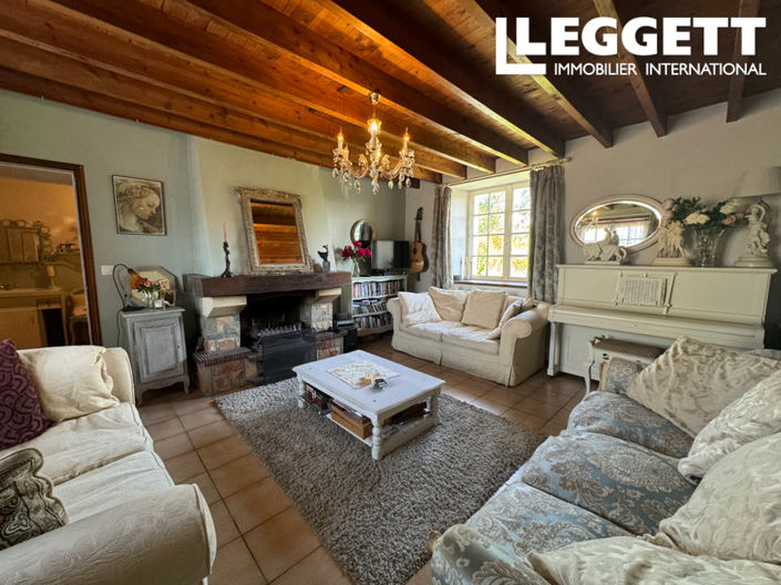 Image No.7-3 Bed House for sale