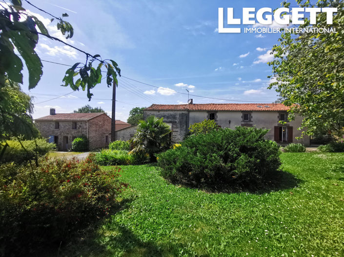 Image No.8-4 Bed House for sale