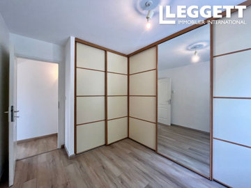 ahr0chm6ly9jzg4uagvzdglhlmltbw8vaw1hz2uvvevom