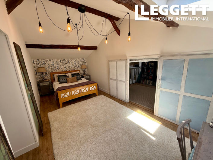 Image No.7-4 Bed House for sale