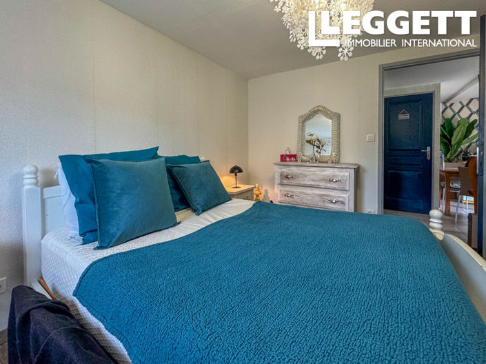 Image No.7-4 Bed House for sale