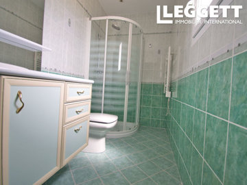 ahr0chm6ly9jzg4uagvzdglhlmltbw8vaw1hz2uvvevom