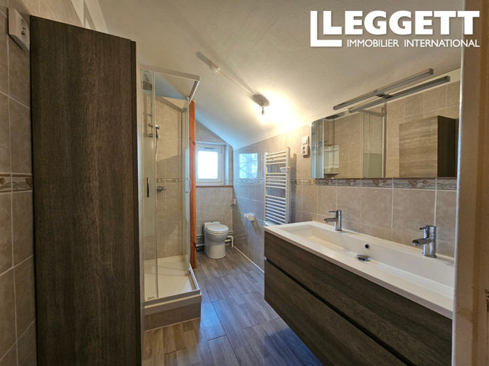 Image No.6-3 Bed House for sale