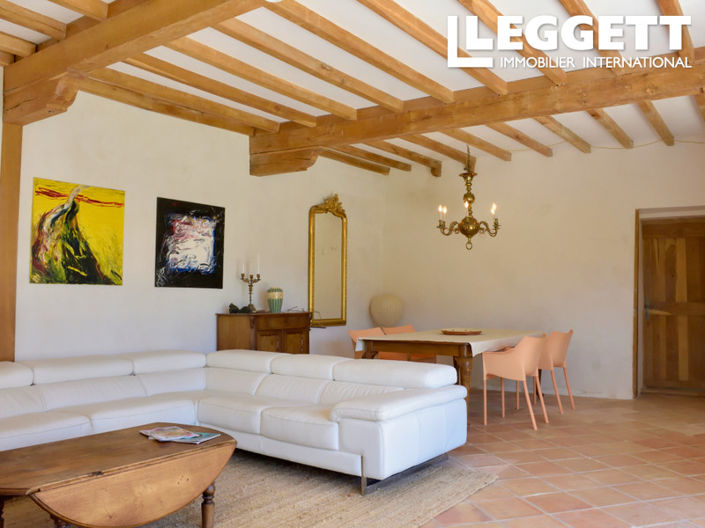 Image No.3-4 Bed House for sale