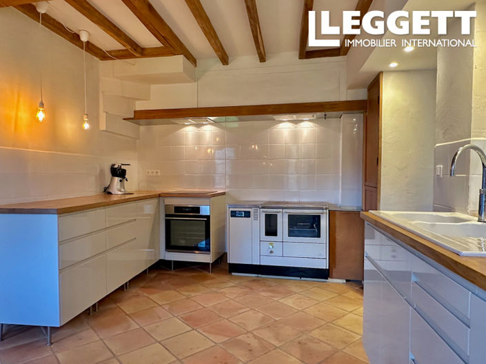 Image No.8-4 Bed House for sale