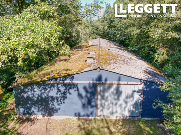 Image No.9-Bar for sale