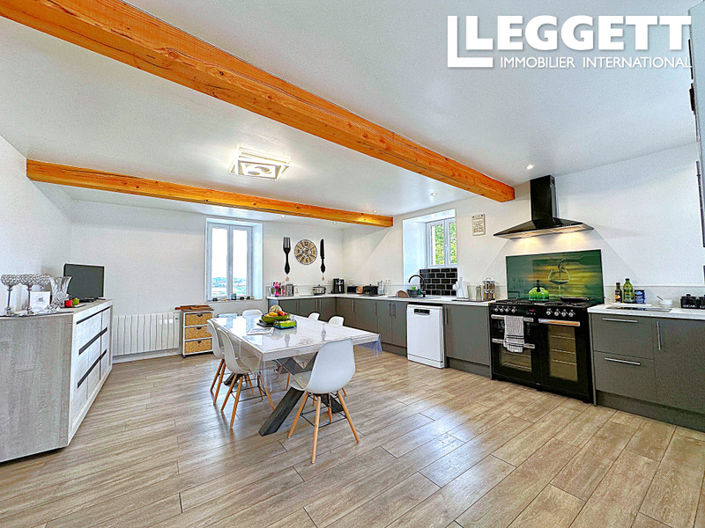 Image No.3-4 Bed House for sale