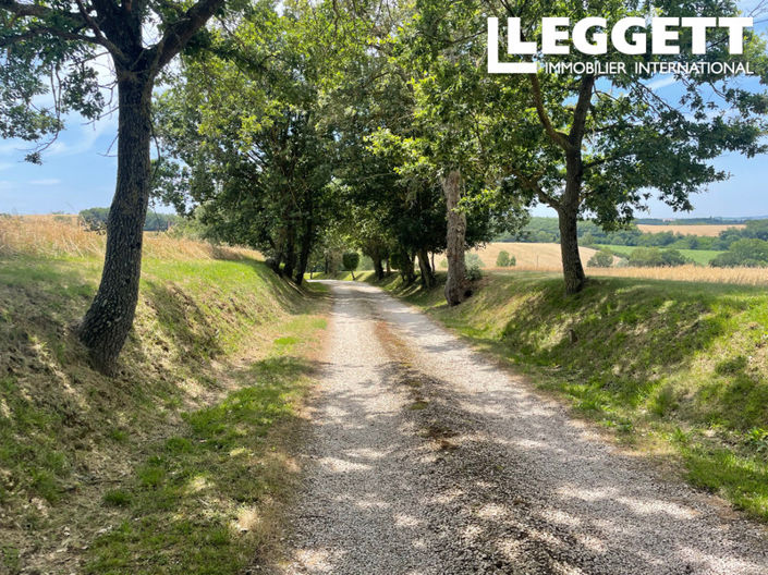 Image No.3-5 Bed House for sale