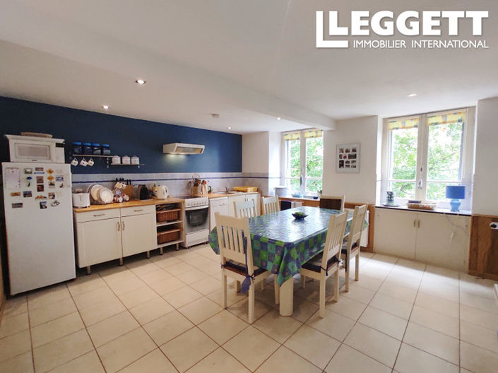 Image No.6-3 Bed House for sale