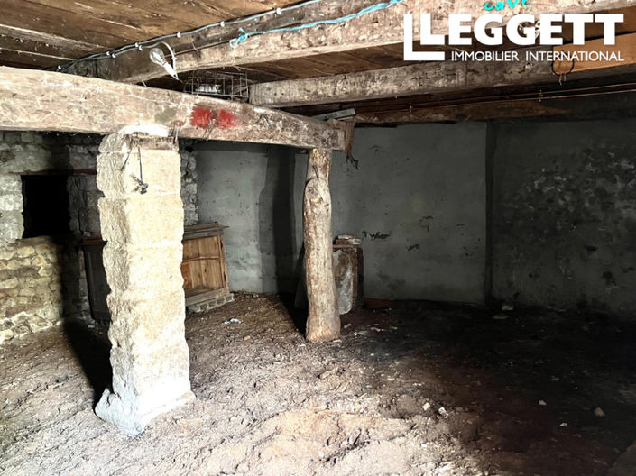 Image No.8-House for sale