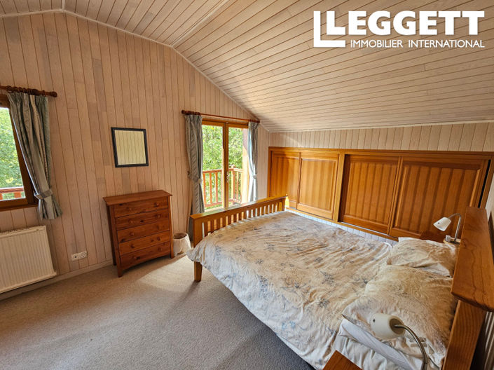 Image No.7-4 Bed House for sale