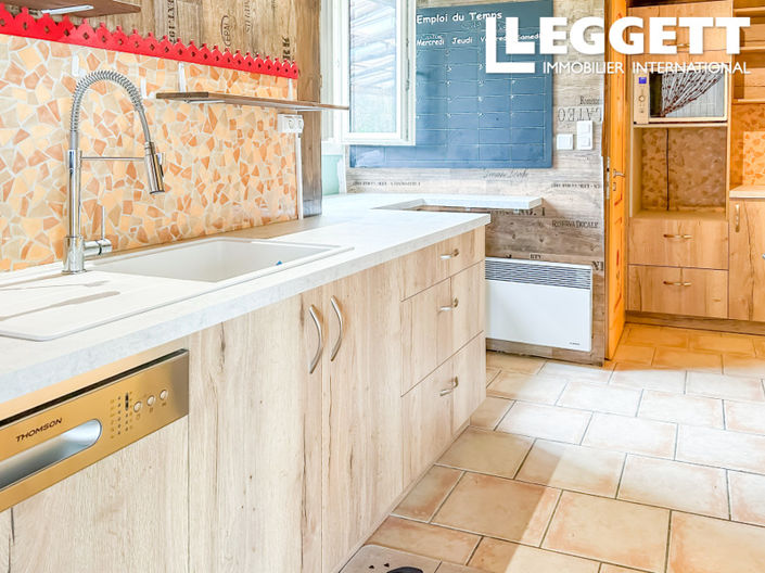 Image No.3-2 Bed House for sale