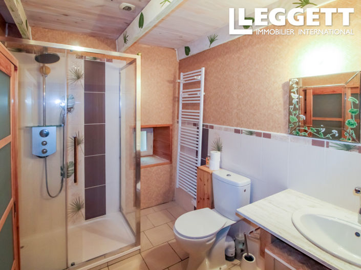 Image No.6-2 Bed House for sale