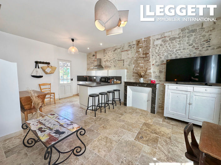 Image No.6-5 Bed House for sale