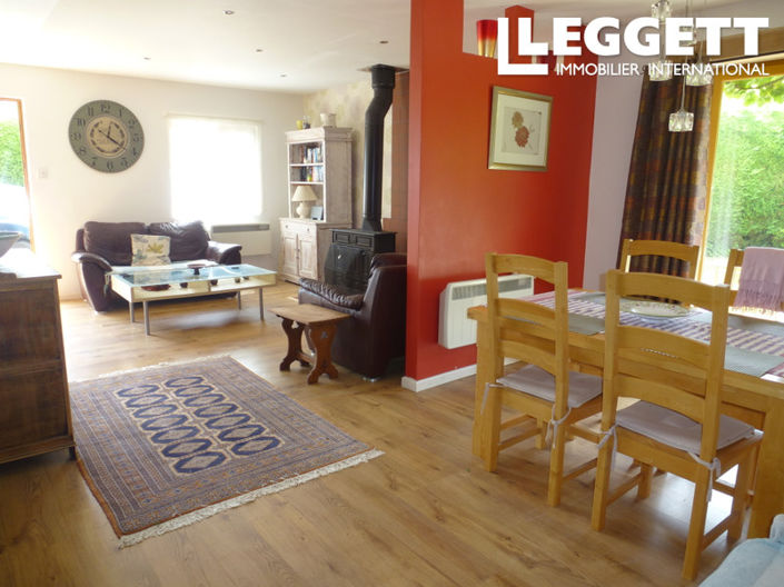 Image No.9-3 Bed House for sale