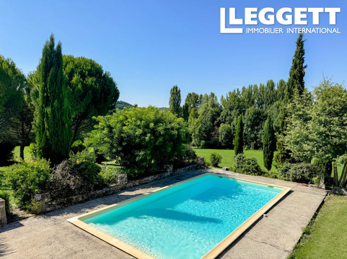 Image No.8-7 Bed House for sale