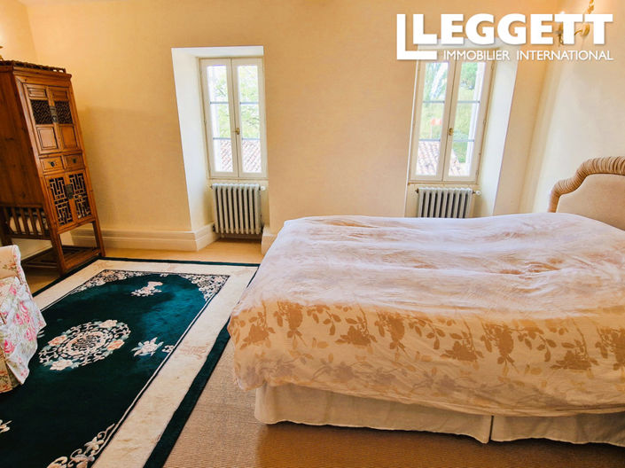 Image No.4-5 Bed House for sale