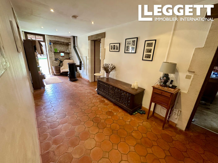 Image No.7-4 Bed House for sale