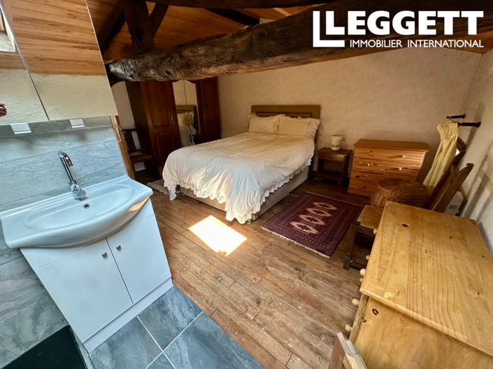 Image No.9-4 Bed House for sale