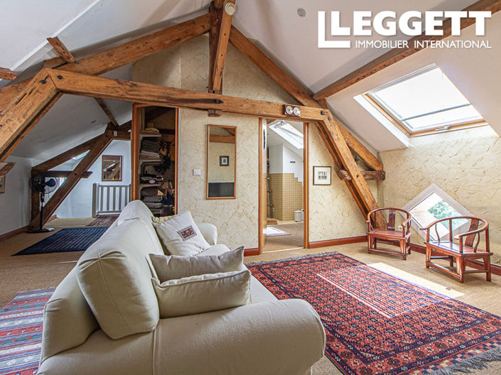 Image No.5-5 Bed House for sale