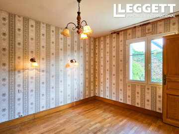 ahr0chm6ly9jzg4uagvzdglhlmltbw8vaw1hz2uvvevom