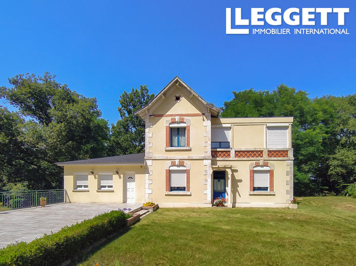 Image No.6-Maison de 7 chambres à vendre à Montpon-Menesterol