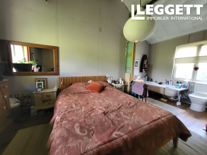 Image No.7-4 Bed House for sale