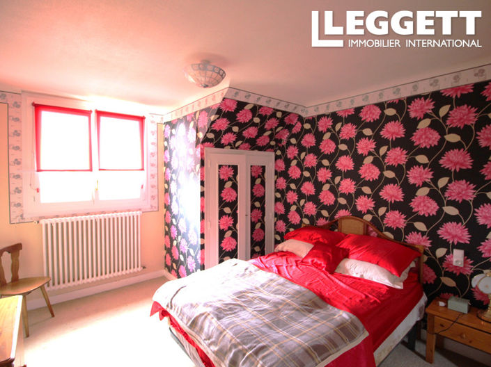 Image No.5-5 Bed House for sale