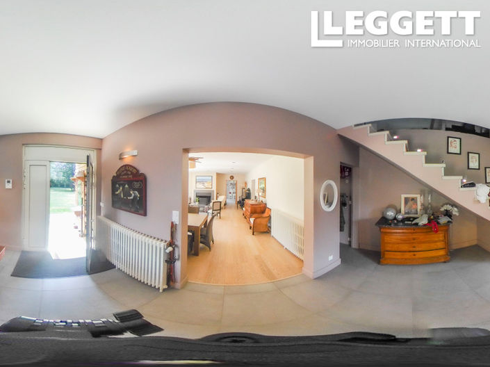 Image No.9-5 Bed House for sale