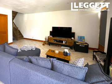 ahr0chm6ly9jzg4uagvzdglhlmltbw8vaw1hz2uvvevom