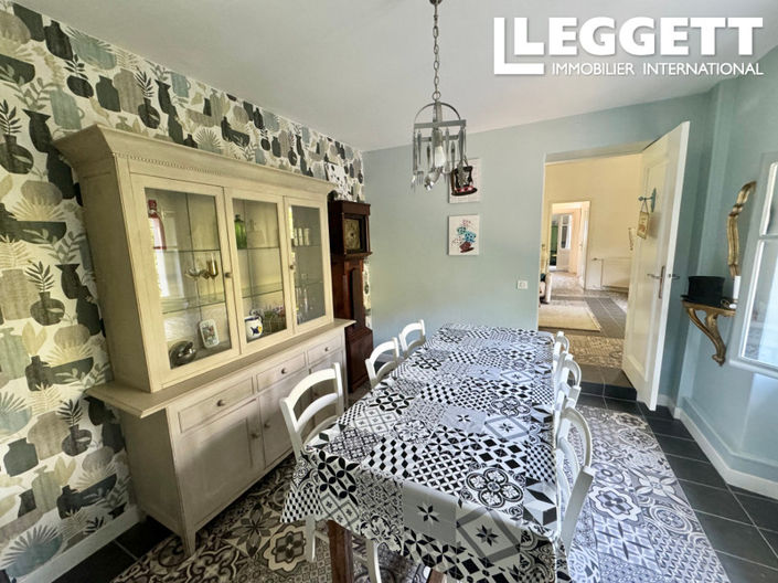 Image No.6-3 Bed House for sale