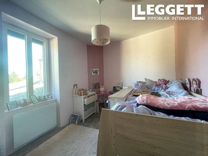 Image No.7-3 Bed House for sale