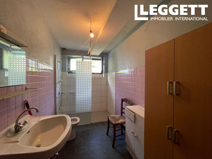 Image No.6-4 Bed House for sale