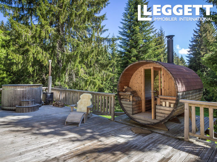 Image No.9-5 Bed House for sale