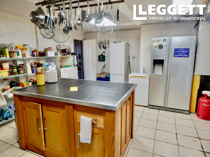 Image No.5-Commercial de 11 chambres à vendre à Monbahus