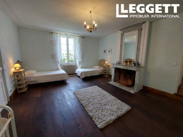 ahr0chm6ly9jzg4uagvzdglhlmltbw8vaw1hz2uvvevom