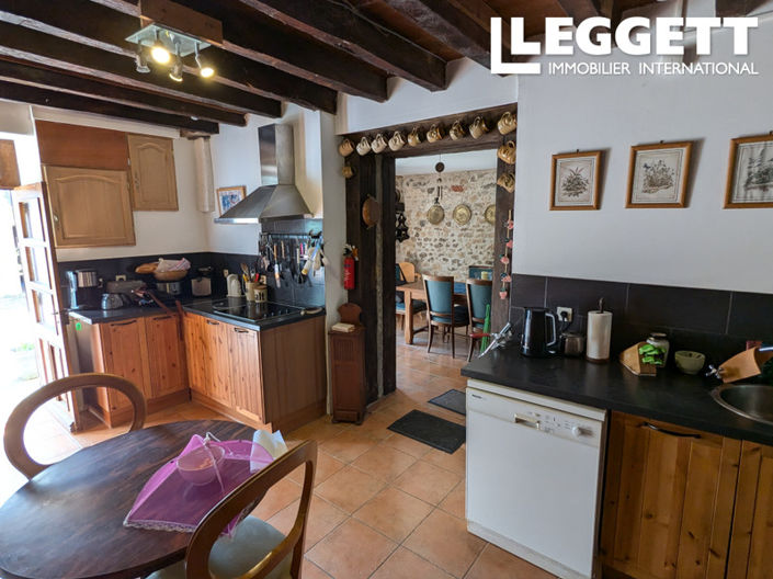 Image No.3-3 Bed House for sale