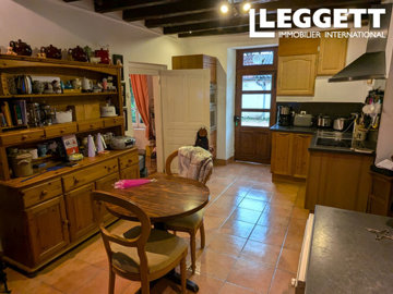 ahr0chm6ly9jzg4uagvzdglhlmltbw8vaw1hz2uvvevom