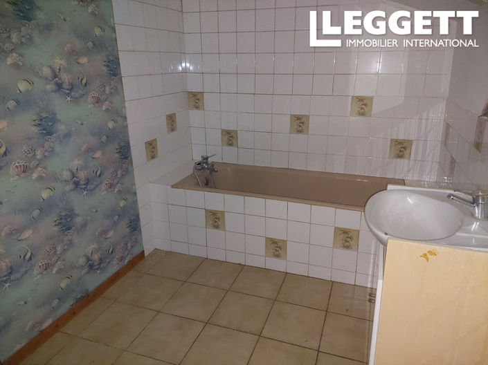 Image No.9-5 Bed House for sale